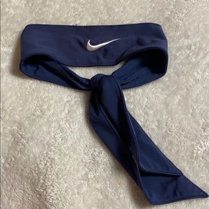 Nike headband